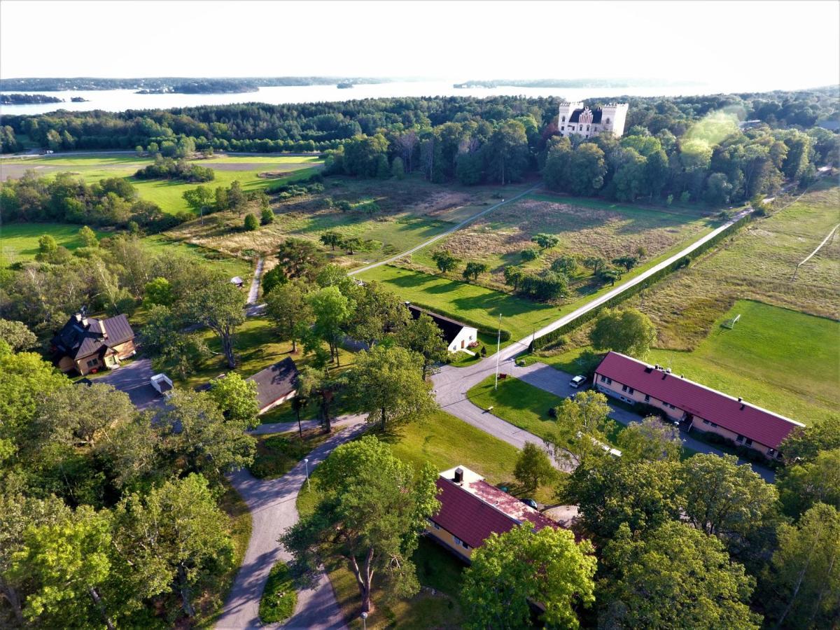 Bogesund Slottsvandrarhem Albergue Vaxholm Exterior foto